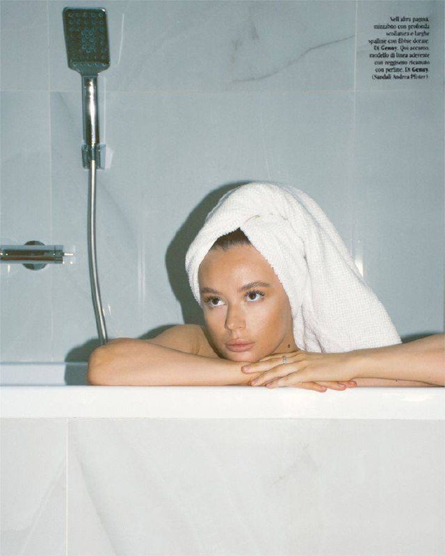 06 · Magazine page in the bath